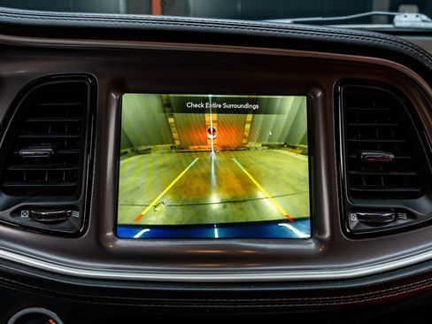 Used 2022 Dodge Challenger R/T Scat Pack image 24