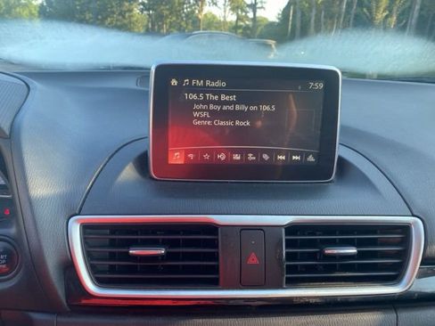 Used 2014 MAZDA MAZDA3 i Grand Touring image 21