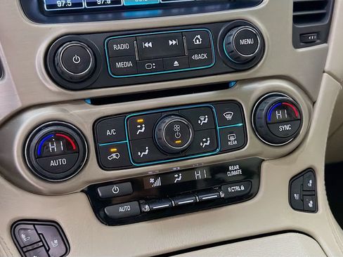 Used 2019 GMC Yukon Denali w/ Denali Ultimate Package image 20