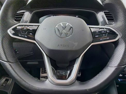 Used 2024 Volkswagen Tiguan SE R-Line AWD/4WD image 11