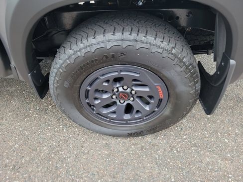 New 2026 Nissan Frontier PRO-4X w/ Tow Package AWD/4WD image 6