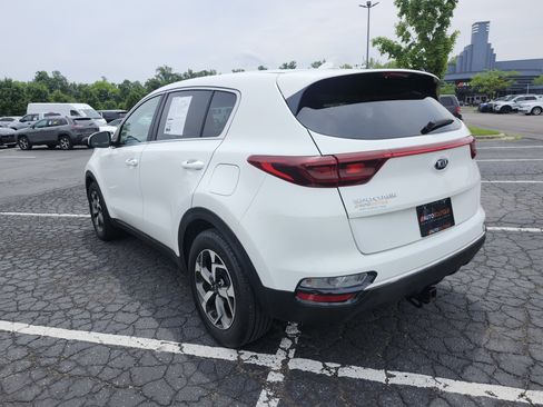 Used 2020 Kia Sportage LX FWD image 13
