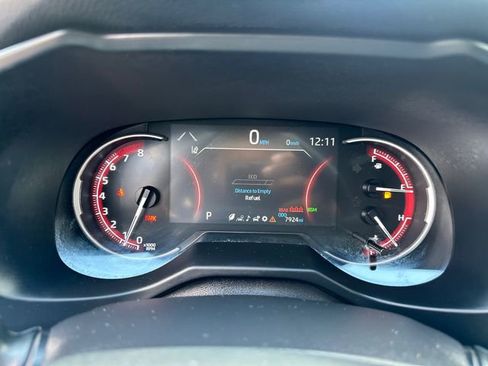 Certified 2025 Toyota RAV4 LE AWD/4WD image 36