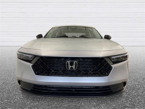 New 2025 Honda Accord SE image 9