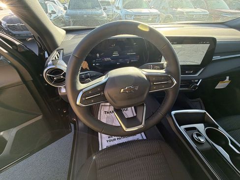 New 2026 Chevrolet Equinox LT w/ Midnight Edition FWD image 20