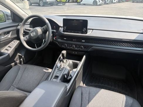 Used 2025 Honda Accord SE image 21