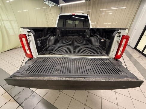 Used 2024 Ford F350 XLT AWD/4WD image 15