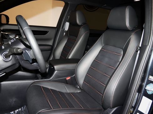 Used 2025 Honda CR-V Sport Touring image 38