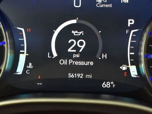 Used 2025 Chrysler Pacifica Select FWD image 28