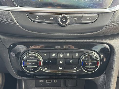 Used 2022 Buick Encore GX Select w/ Sport Touring Package image 20