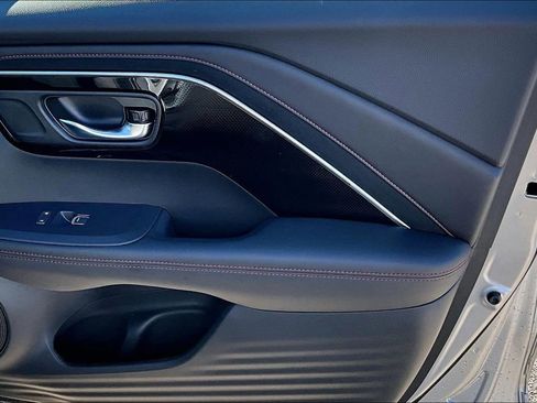 Certified 2025 Acura MDX w/ Technology Package image 25