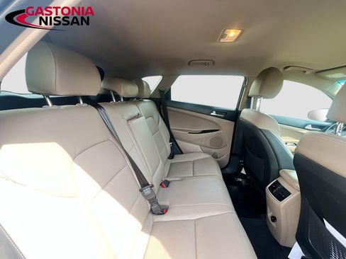 Used 2020 Hyundai Tucson Limited w/ Cargo Package image 37