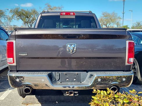 Used 2017 RAM 1500 Laramie w/ Convenience Group image 5