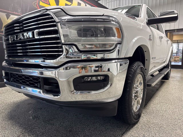 Used 2021 RAM 2500 Laramie AWD/4WD image 2