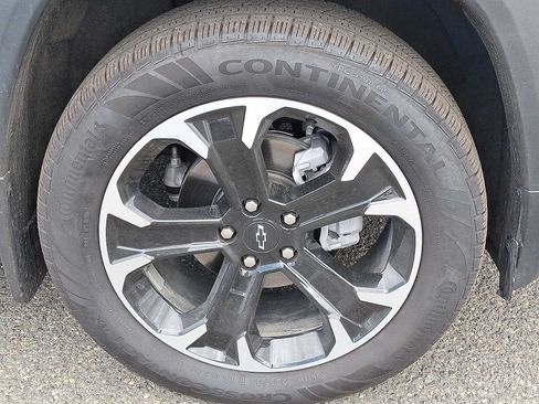 Used 2026 Chevrolet Equinox LT w/ Convenience Package II AWD/4WD image 9