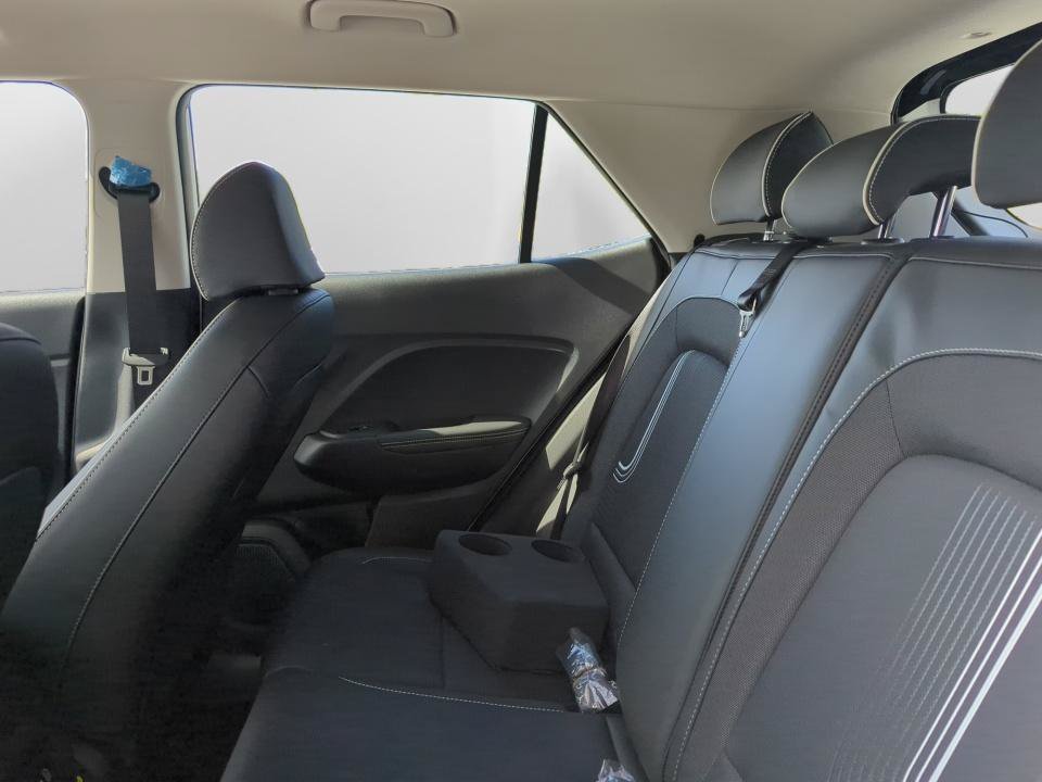 Certified 2026 Hyundai Venue SEL FWD image 14
