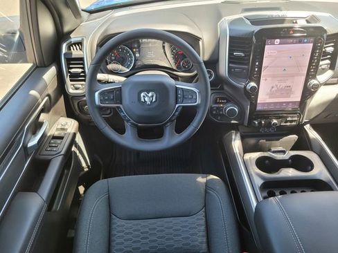 New 2025 RAM 1500 Big Horn AWD/4WD image 7