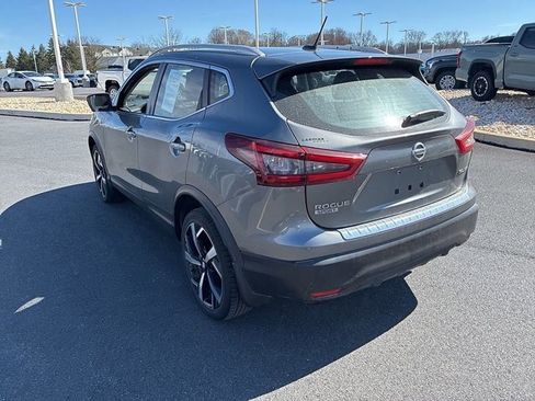 Used 2020 Nissan Rogue Sport SL w/ Premium Package image 9