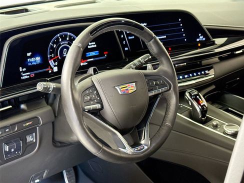 Used 2023 Cadillac Escalade V w/ LPO, ONYX Package AWD/4WD image 15