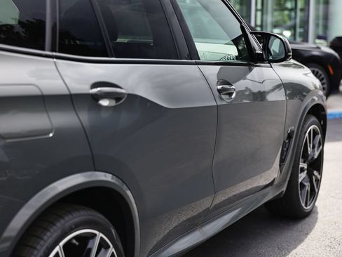 New 2026 BMW X5 M60i w/ Climate Comfort Package AWD/4WD image 8