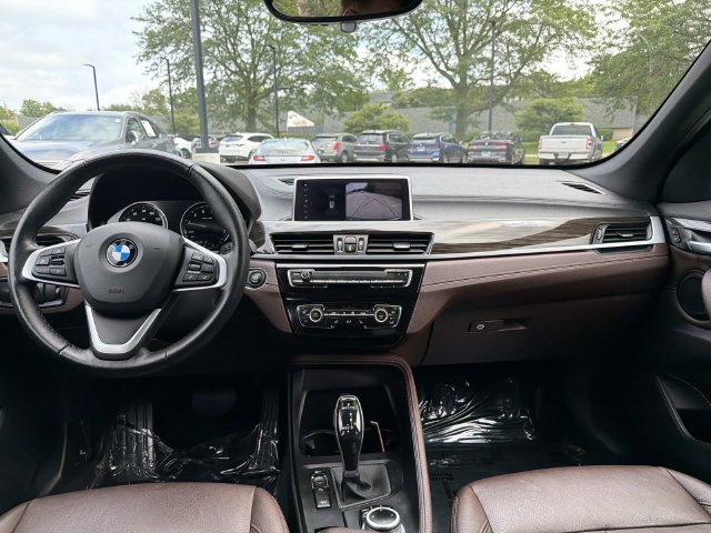 Used 2022 BMW X1 xDrive28i w/ Convenience Package AWD/4WD image 15