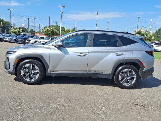 Used 2025 Hyundai Tucson SEL FWD image 8