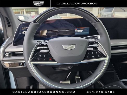 New 2026 Cadillac Vistiq Sport image 35