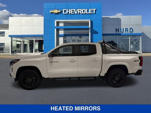 New 2025 Chevrolet Colorado Z71 w/ Midnight Edition image 7