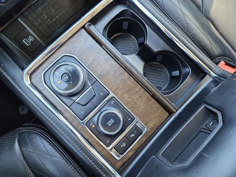 Used 2020 Ford Expedition Platinum AWD/4WD image 20