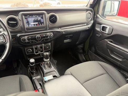 Used 2022 Jeep Gladiator Overland AWD/4WD image 29