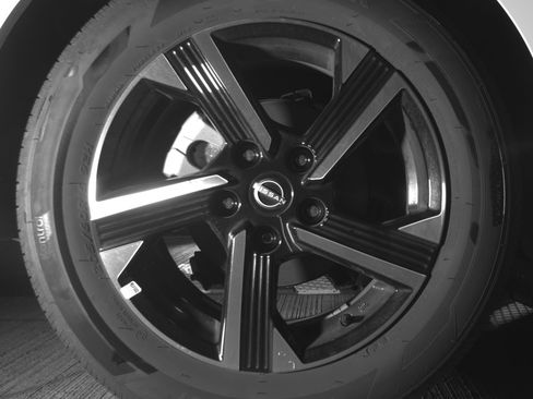 Used 2025 Nissan Sentra SV image 15