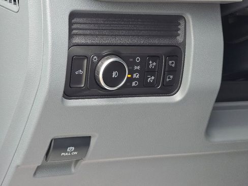 New 2025 Ford F450 XLT image 5