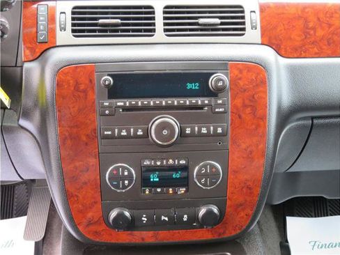 Used 2013 Chevrolet Tahoe LT AWD/4WD image 8