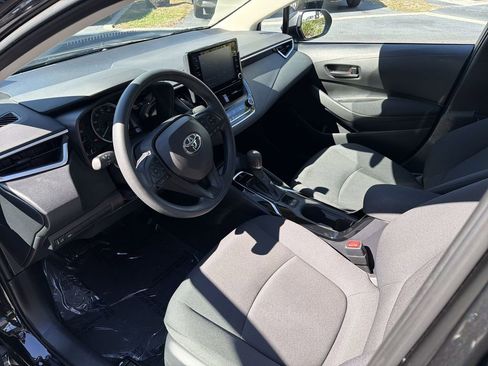 Used 2022 Toyota Corolla LE w/ LE Convenience Package image 20