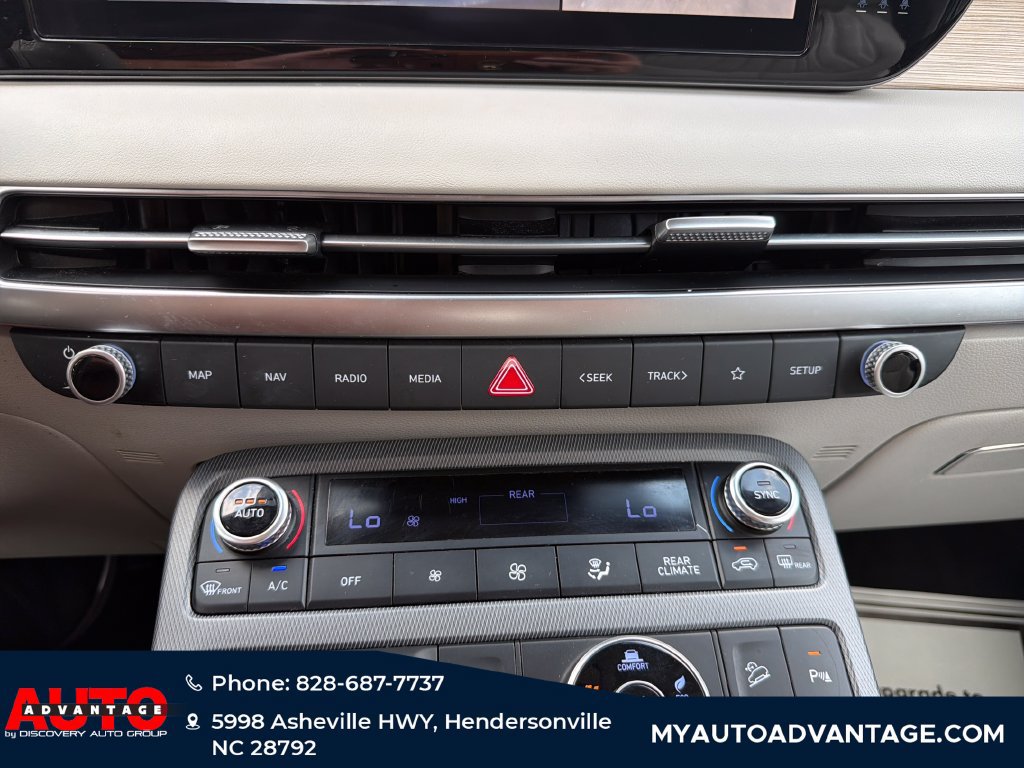 Used 2024 Hyundai Palisade Limited AWD/4WD image 19