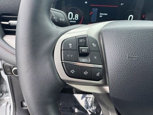 Certified 2025 Ford Explorer Active image 16