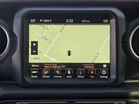 Used 2021 Jeep Wrangler Unlimited Rubicon 4xe w/ Steel Bumper Group image 16