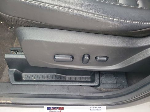 Used 2019 Ford Escape Titanium image 12