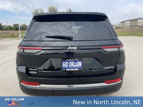 New 2025 Jeep Grand Cherokee Limited image 4