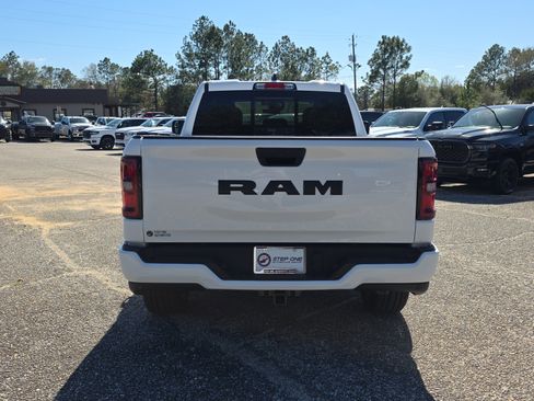 New 2026 RAM 1500 Express image 5
