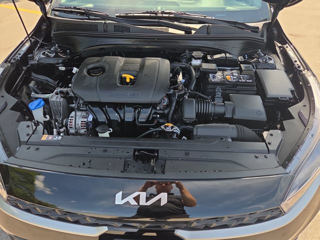 Certified 2023 Kia Forte LXS w/ LXS Technology Package FWD image 17