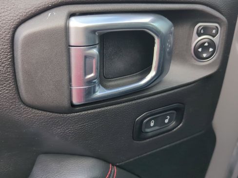 Used 2021 Jeep Wrangler Unlimited Rubicon AWD/4WD image 15