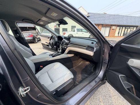 Used 2020 Honda Accord LX image 72