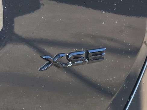 New 2026 Toyota RAV4 XSE AWD/4WD image 24