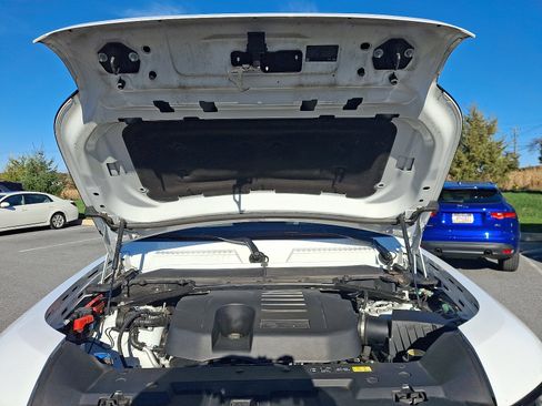 Used 2023 Land Rover Defender 110 X-Dynamic SE image 27