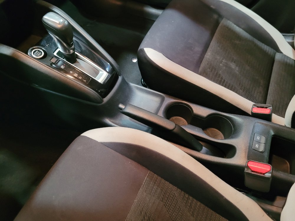 Used 2021 Nissan Versa SV FWD image 26