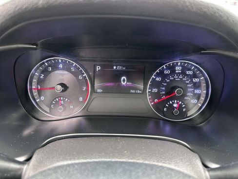 Used 2023 Kia Forte LXS FWD image 17