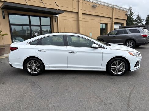 Used 2019 Hyundai Sonata Limited w/ Ultimate Package 04 image 8