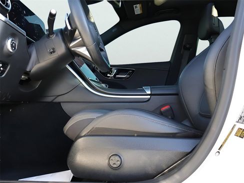 Used 2024 Mercedes-Benz C 300 4MATIC Sedan image 38