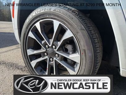 Used 2022 Jeep Grand Cherokee Overland w/ Luxury Tech Group IV